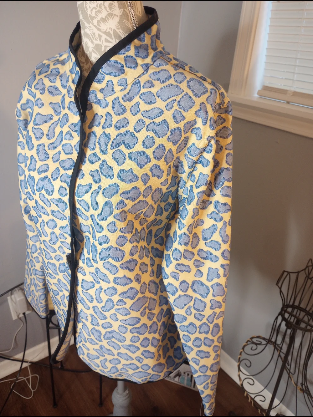 Womens Blue Reversible Leopard Print Collar Jacket